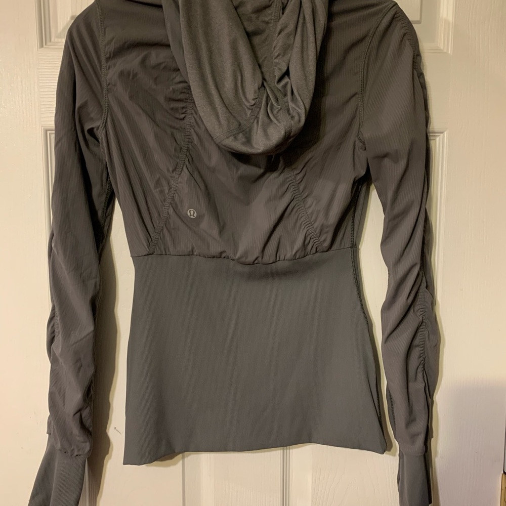 Lululemon jacket - Picture 7 of 8